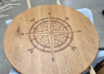 Conception de table en bois personnalisé à Ponlat Taillebourg
