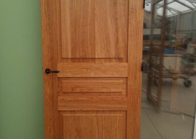 Fabrication de porte en bois à Ponlat Taillebourg